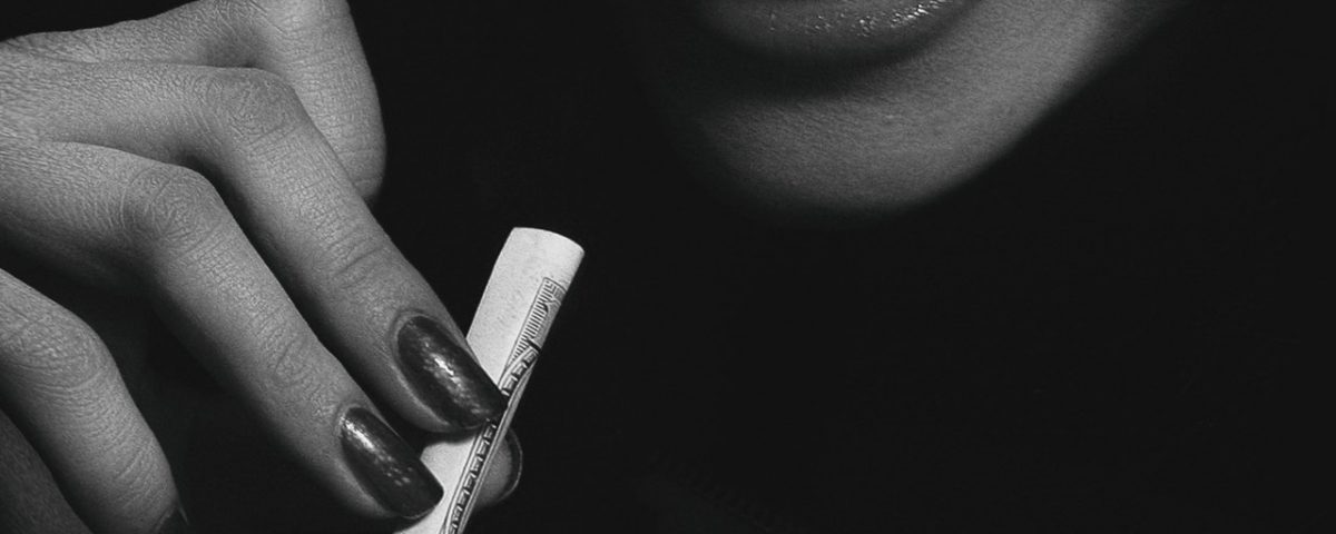 How Can I Tell if Someone has a Cocaine Problem?