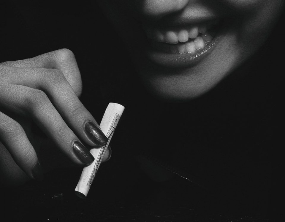 How Can I Tell if Someone has a Cocaine Problem?