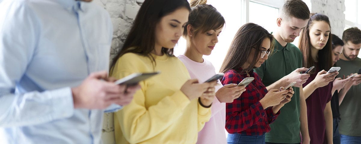 How Social Media Affects Your Addiction