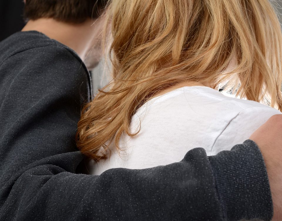How to Help Someone Through Detox