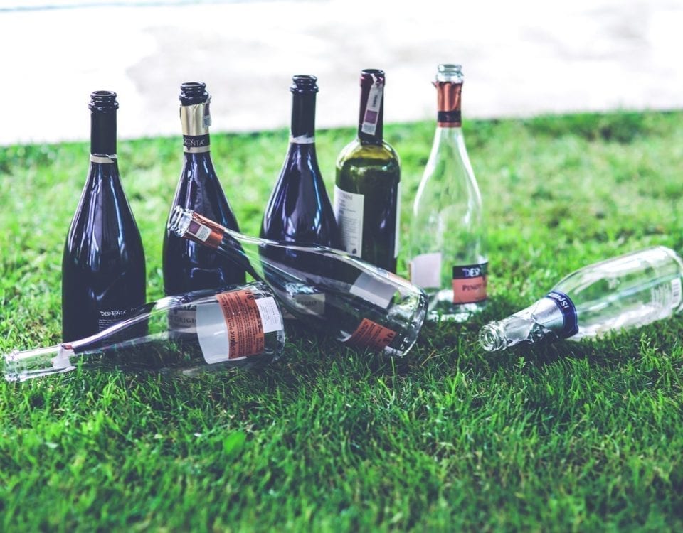 Signs of Alcohol Poisoning and What to Do