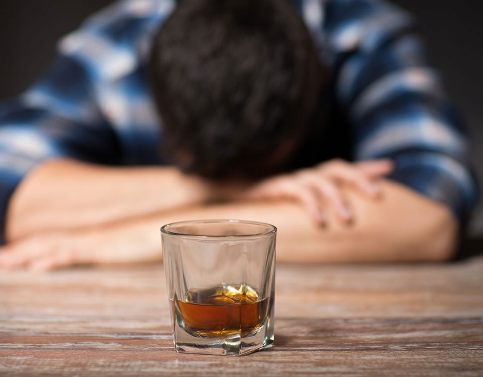 How to Stay Safe when Detoxing from Alcohol