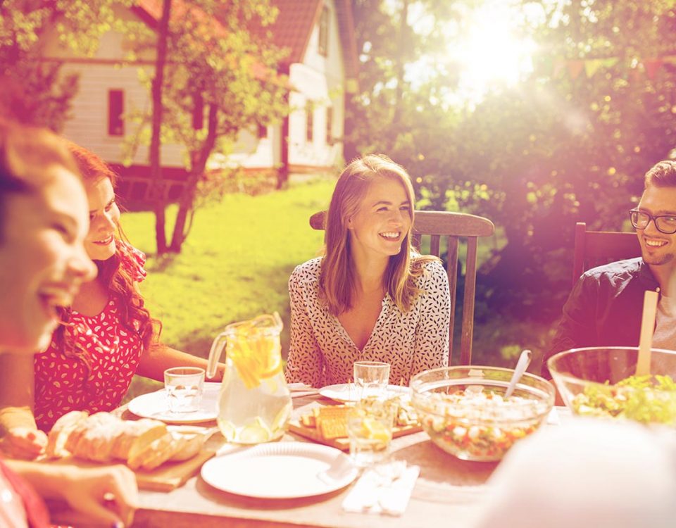 How to Tell Your Family You’re Sober