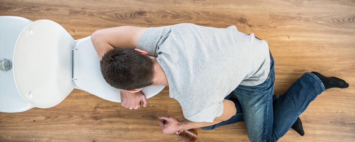 Signs of Alcohol Poisoning & What to Do