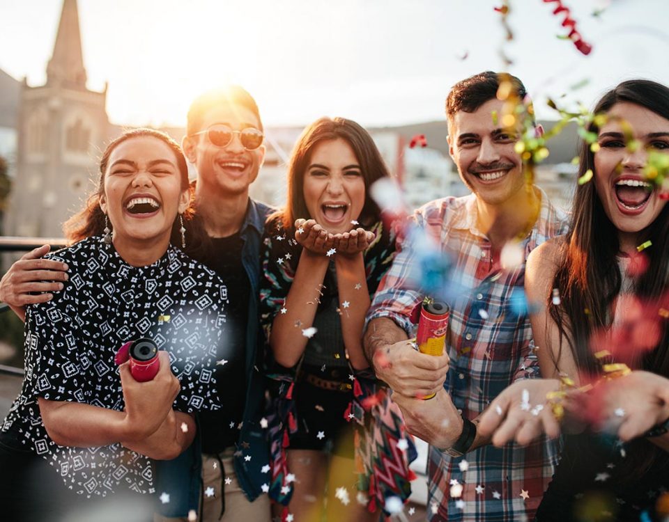Sober Ways to Celebrate Your Anniversary