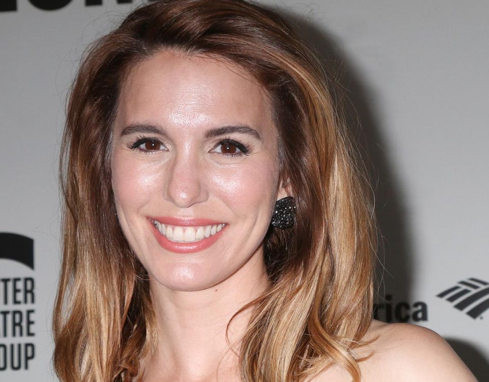 Christy Carlson Romano Celebrates 5 Years of Sobriety