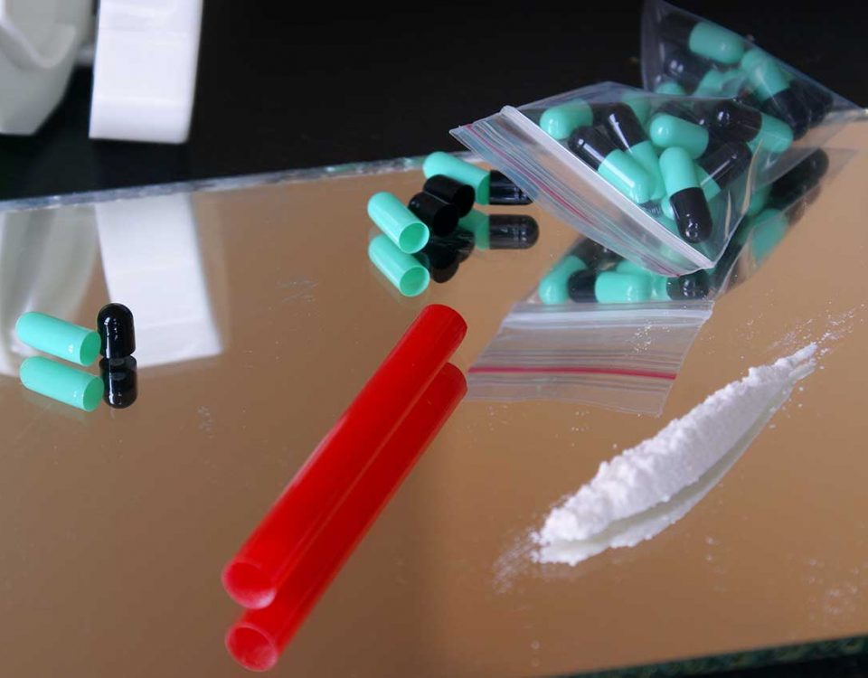Snorting Xanax: Side Effects & Why People Do It