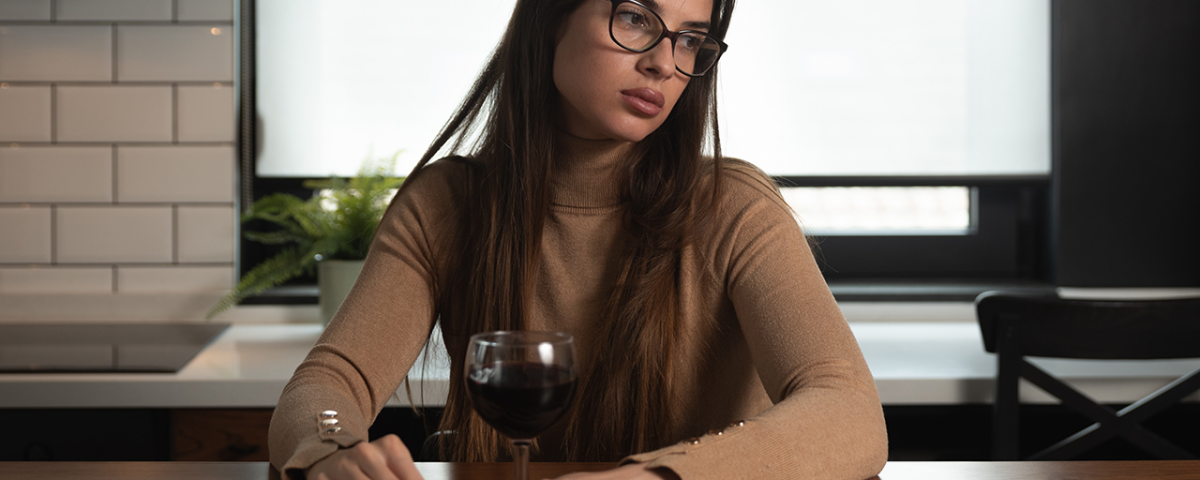 Social Anxiety and Alcohol: When Drinking Becomes Your Crutch
