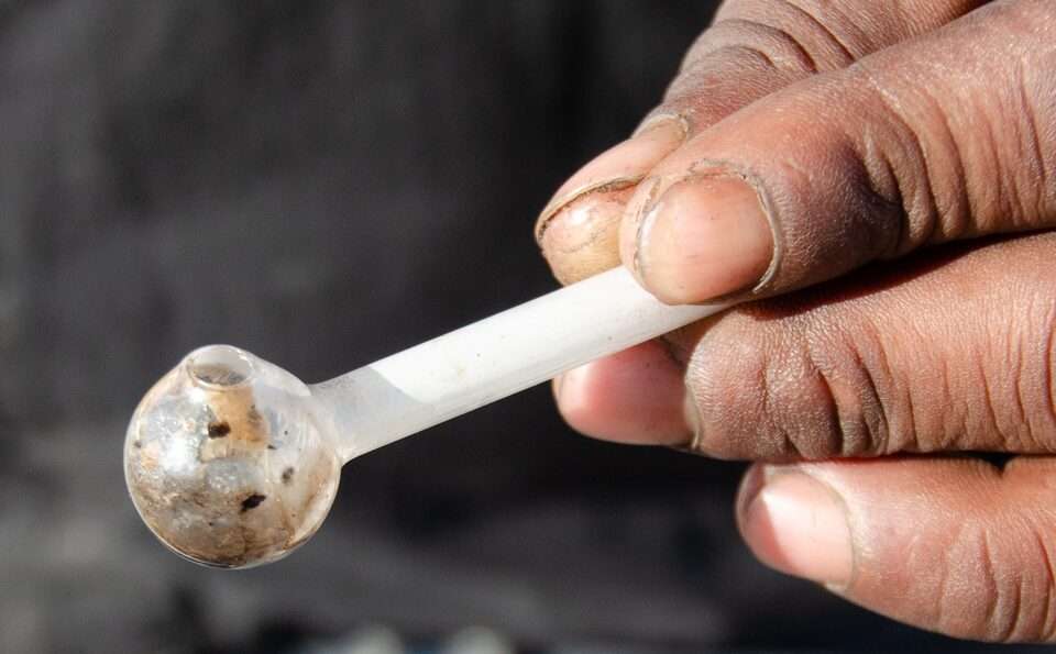 crack pipe